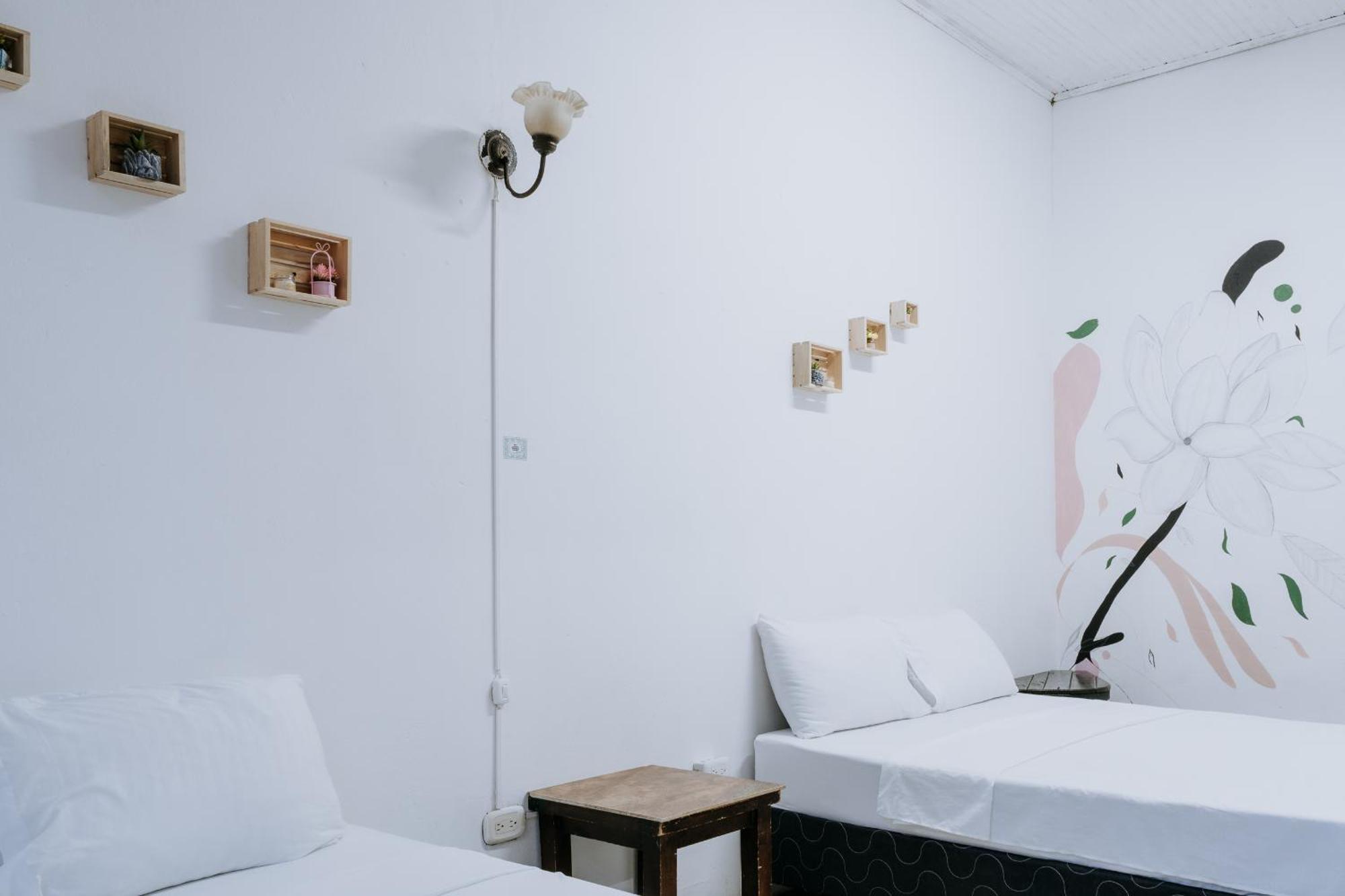 Origen Hostel Jardín Εξωτερικό φωτογραφία